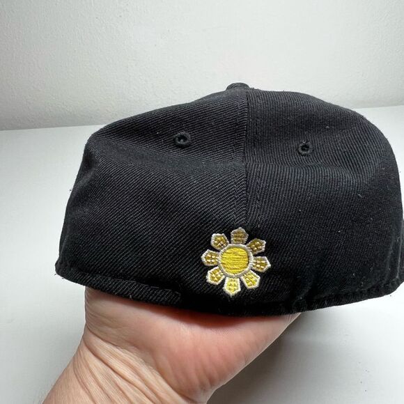 Filipino Sun and Star Snapback Hat Size 7 1/8 56,8 cm Adult Black Yellow - Picture 2 of 7
